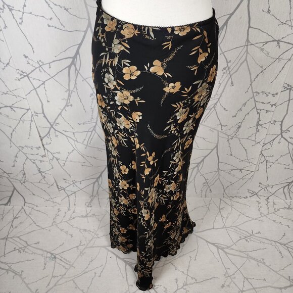 Old Navy Black Floral Print Georgette Flutter Hem Y2K Maxi Skirt - Picture 4 of 7